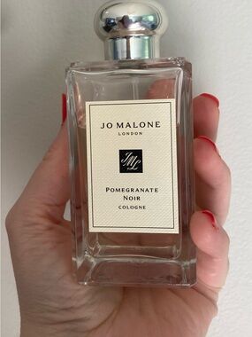 Jo Malone Pomegranate Noir Cologne
3.4 oz (100ml)
About 3/4 full